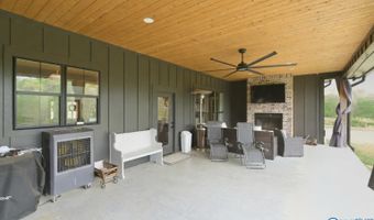 1332 Shoal Creek Trl NE, Arab, AL 35016