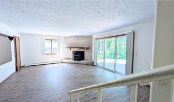 1305 Garrison Rd, Ashtabula, OH 44004