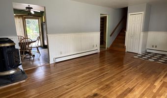 277 Pearl St, Bangor, ME 04401