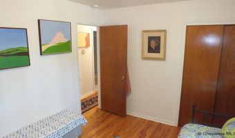 828 SUN VALLEY Dr, Cheyenne, WY 82001