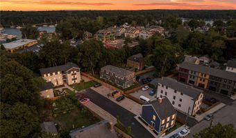 32 Exchange St 103, East Greenwich, RI 02818