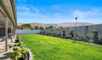505 Paver Ct, Benton City, WA 99320