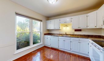 3024 Bolgos Cir, Ann Arbor, MI 48105