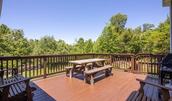 54 Flax Hill Rd, Brookfield, CT 06804