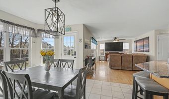 8 Avalon Ave, Barnegat, NJ 08005