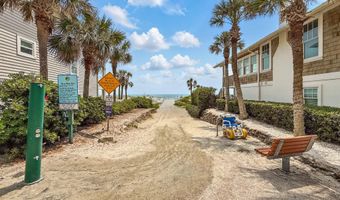 711 OCEAN Blvd, Atlantic Beach, FL 32233