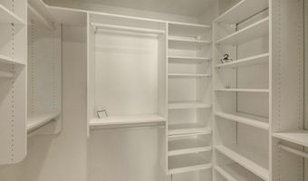 1200 N NASH St 211, Arlington, VA 22209