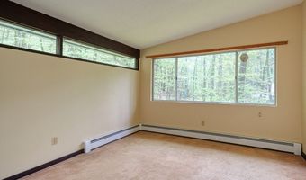 93 Vaughn Hill Rd, Bolton, MA 01740