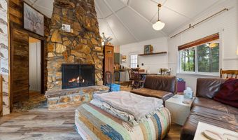 9785 Edna Pl, Cascade, ID 83611