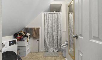 9 Pleasant St, Bath, ME 04530