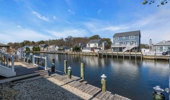 74 Ocean Gate Ave, Bayville, NJ 08721