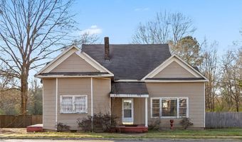 514 3rd St, Aliceville, AL 35442
