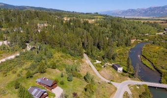 616 MCNEEL Rd, Alpine, WY 83128