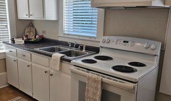 320 Monroe St, Bainbridge, GA 39819