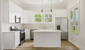 250 Caillavet St, Biloxi, MS 39530