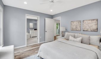 305 Mountainside Dr, Alloway, NJ 07422