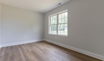 12491 CLINTON HEIGHTS Dr, Ashland, VA 23005