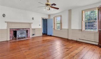 383 Putnam Pike, Glocester, RI 02829