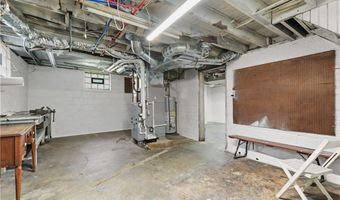 2128 S Freedom Ave, Alliance, OH 44601
