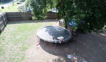 517 W 3rd St, Anderson, MO 64831