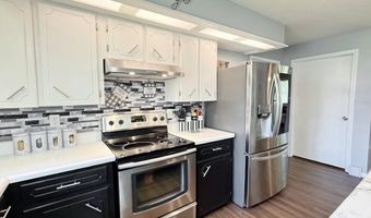 100 N Hickory St, Appleton City, MO 64724