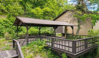 1312 Mill Run Rd, Altoona, PA 16601