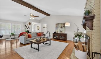 1331 Parkview Valley Dr, Ballwin, MO 63011