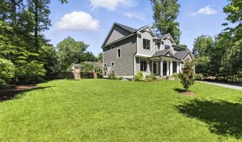 9206 FERNWOOD Rd, Bethesda, MD 20817