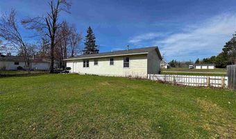 7165 Chicago St, Alanson, MI 49706