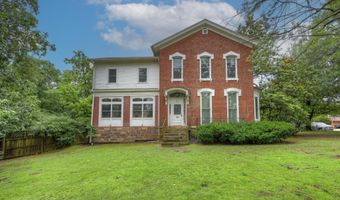 709 E 12th St, Baxter Springs, KS 66713