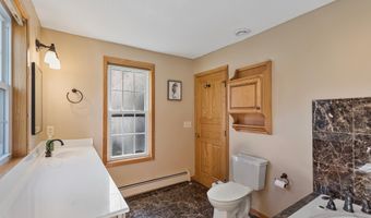 1342 Stagecoach Trl S, Afton, MN 55001