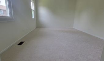 342 Country Ln, Algonquin, IL 60102