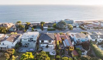 641 Bayview Dr, Aptos, CA 95003