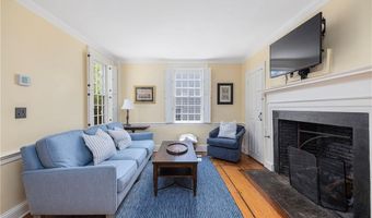 26 Thames St, Newport, RI 02840