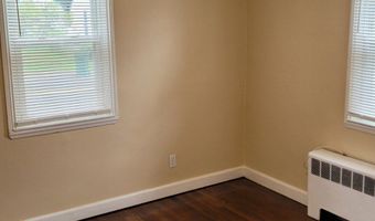 98 E Burnham St, Bloomfield, CT 06002