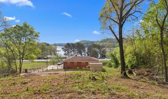 1878 Broadway Dr, Bean Station, TN 37708