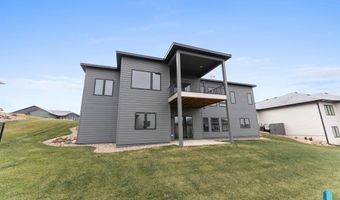 1608 W River Bend St, Brandon, SD 57005