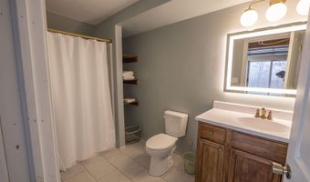 8716 FOUNTAIN GROVE Rd, Amherst, WI 54406