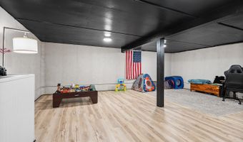 2255 WINWOOD Dr, Appleton, WI 54915