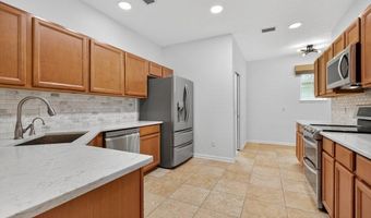 800 PARADISE Ln, Atlantic Beach, FL 32233