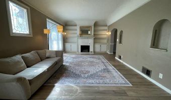 307 N Van Buren St, Auburn, IN 46706