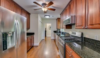 215 Barnard Ave SE, Aiken, SC 29801