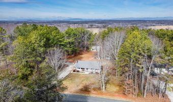3105 Horseshoe Rd, Appomattox, VA 24522