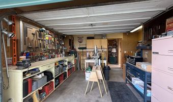 2308 W Briscoe Ave, Artesia, NM 88210