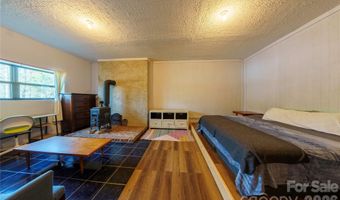 84 Forest Trl, Balsam Grove, NC 28708