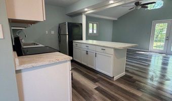 1449 Biloxi Ln, Beech Grove, IN 46107