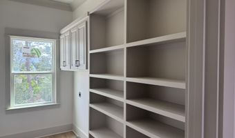 5009 Alaska St, Bay St. Louis, MS 39520