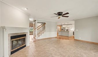 618 E 1714 Rd, Baldwin City, KS 66006