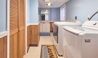 30 Marion Ave, Auburn, MA 01501