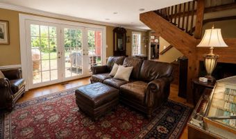 1 Smith Ln, Amherst, NH 03031